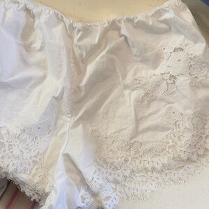 Cotton DÔEN Iona Shorts